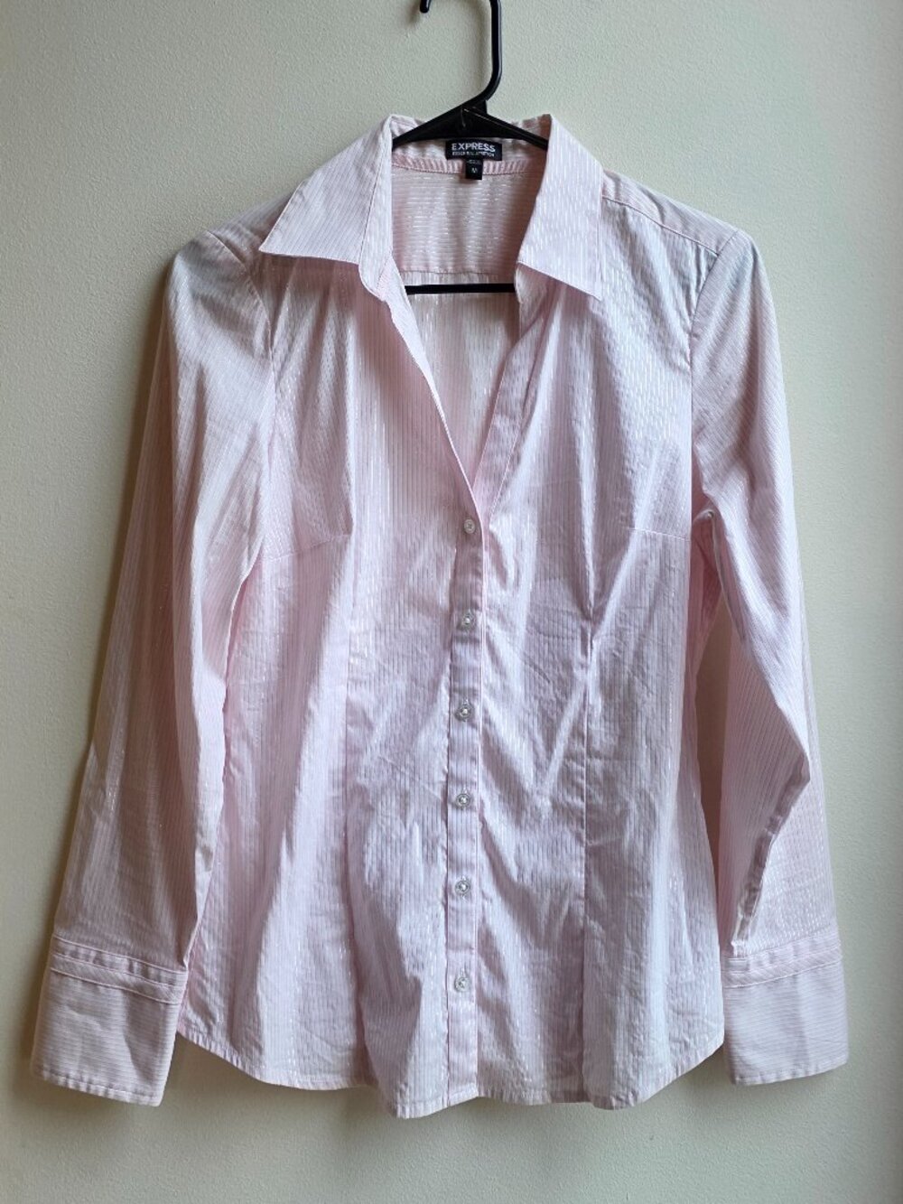 Express Essential Stretch Light Pink Pinstripe Button Down Shirt Size Medium